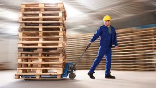 Effektiv pallsortering för minskade kostnader och miljöpåverkan